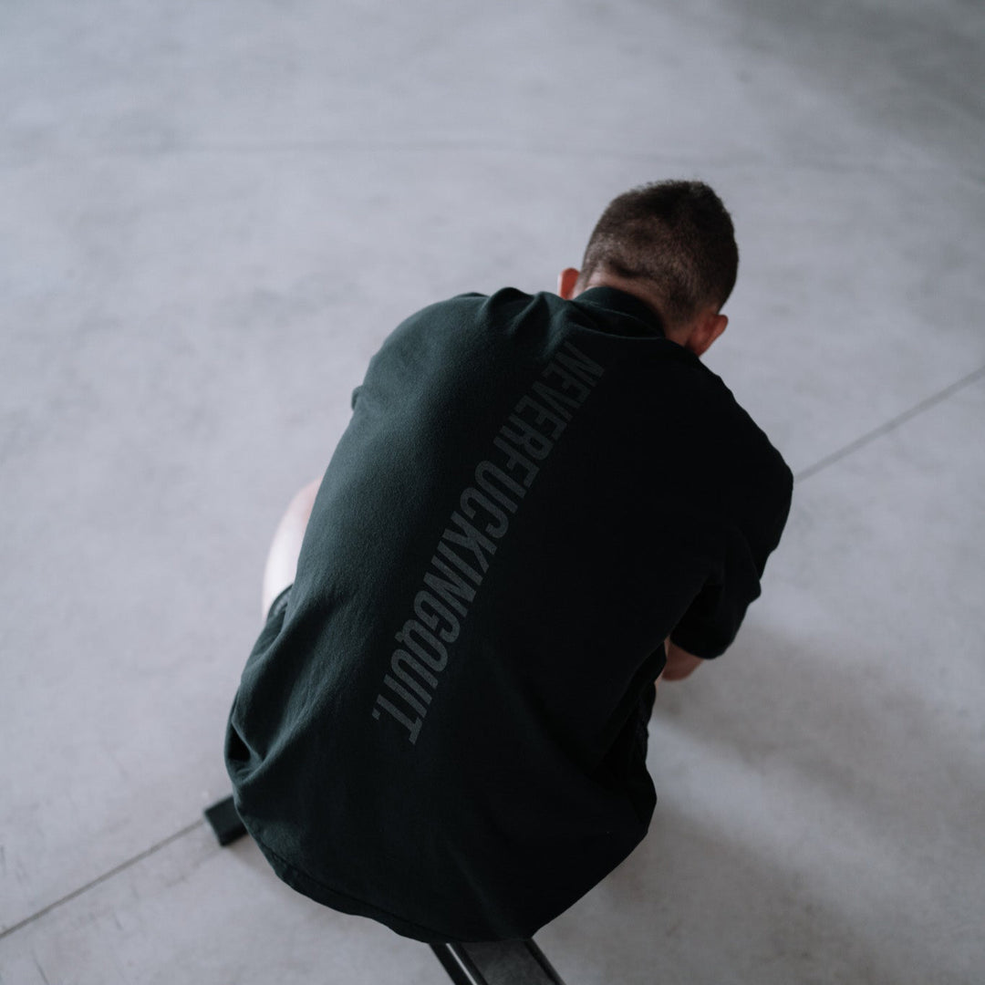 NEVERFUCKINGQUIT - Oversized